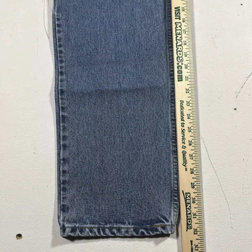 Vintage Y2K Levi’s 550 Relaxed Fit Jeans 34x32 Light Wash Denim